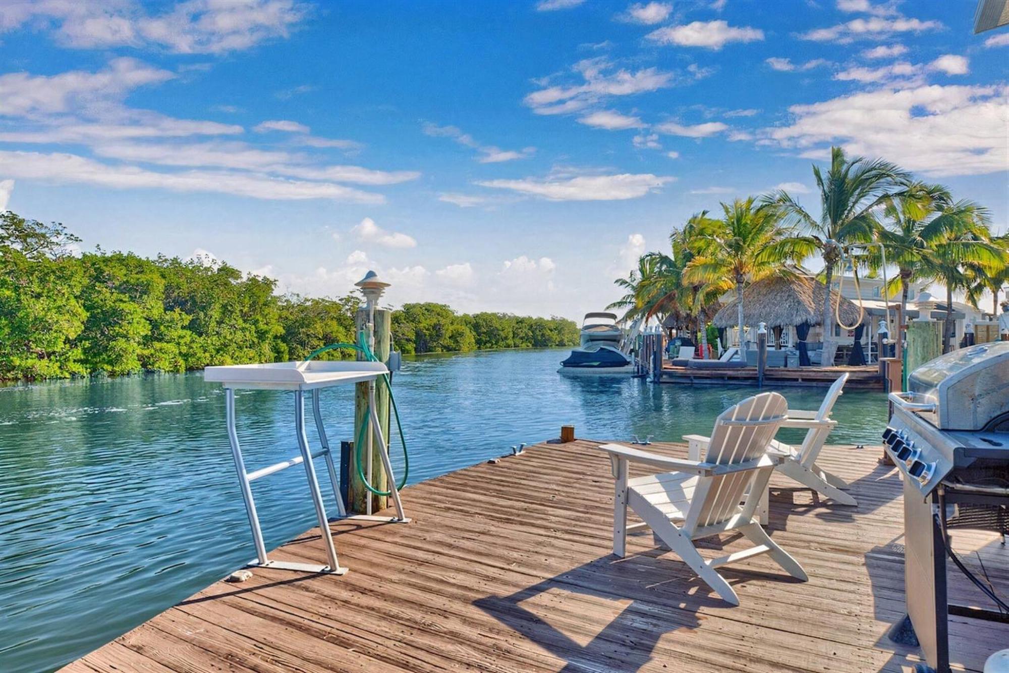 Tiny Home On Waterfront, Bay Views, Deck, Pool Jewfish Quarto foto